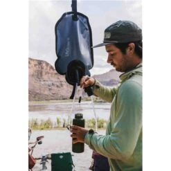 Lifestraw Peak Gravity Filter 8 Liter Wasserfilter Schwerkraft-Wasserentkeimer -Campingausrüstungs Laden lifestraw peak gravity filter 8 liter wasserfilter schwerkraft wasserentkeimer 2