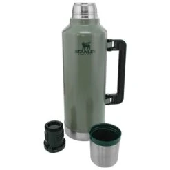 Stanley Classic 2,3 Liter Thermokanne Isolierkanne Grün -Campingausrüstungs Laden stanley classic 23 liter thermokanne isolierkanne grun 3