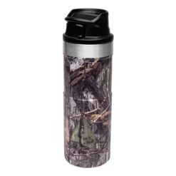 Stanley Classic Trigger-Action Travel Mug 0,47 Liter Thermobecher Mossy Oak -Campingausrüstungs Laden stanley classic trigger action travel mug 047 liter thermobecher mossy oak 3
